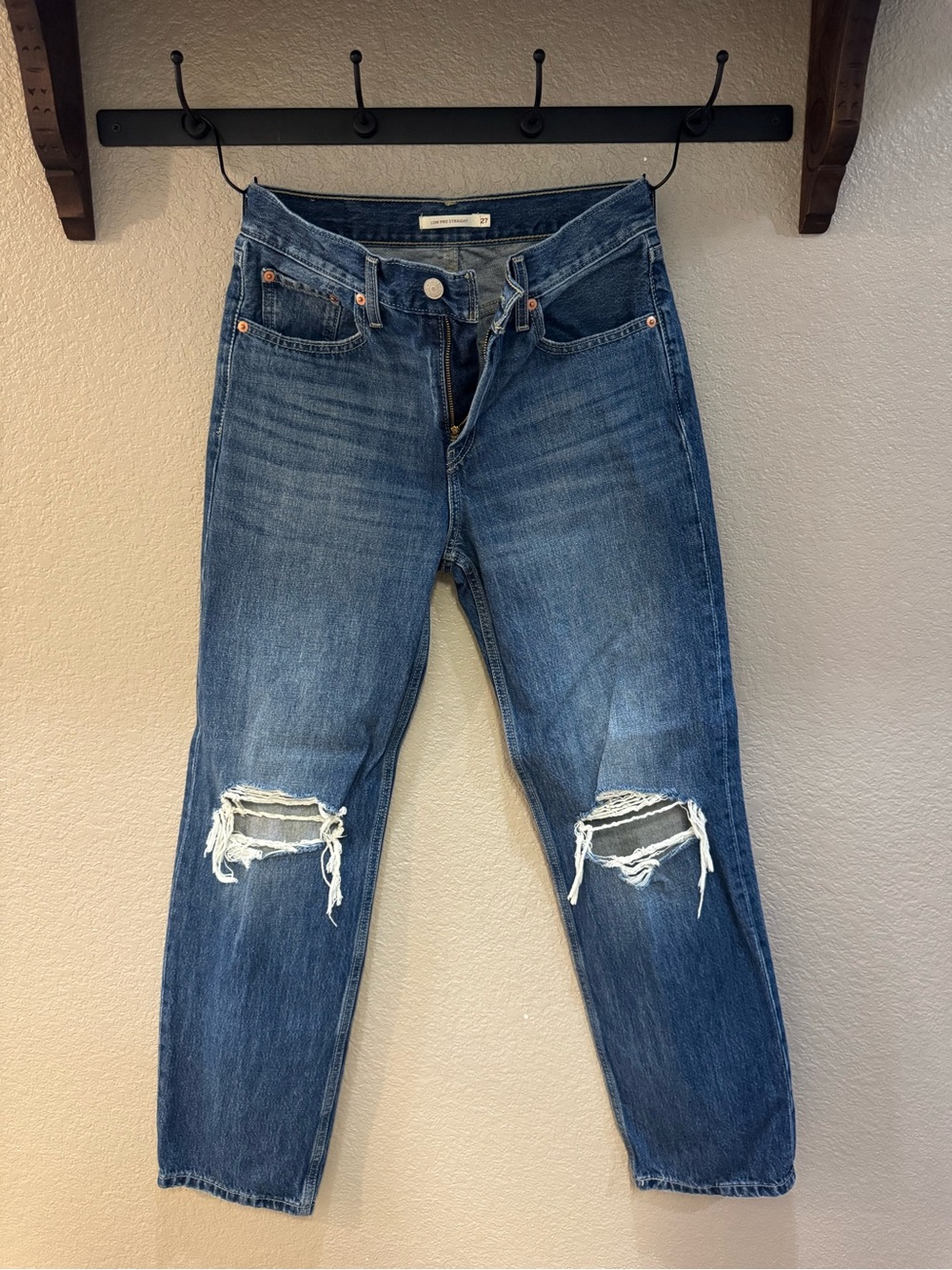 Levi’s low pro straight Classic Distressed Blue Women's Jeans